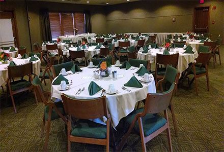 Sauder Heritage Inn Empty Tables